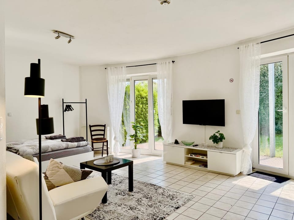 Living room, Bedroom