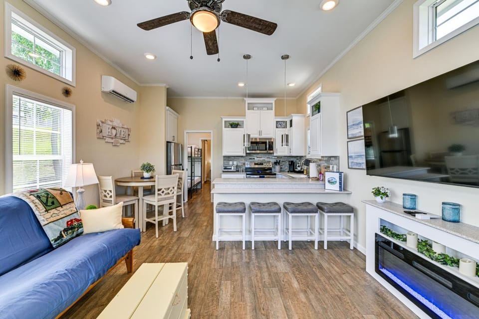 Tiny Home Cottage for Short- or Long-Term Rental House in Lake Norman