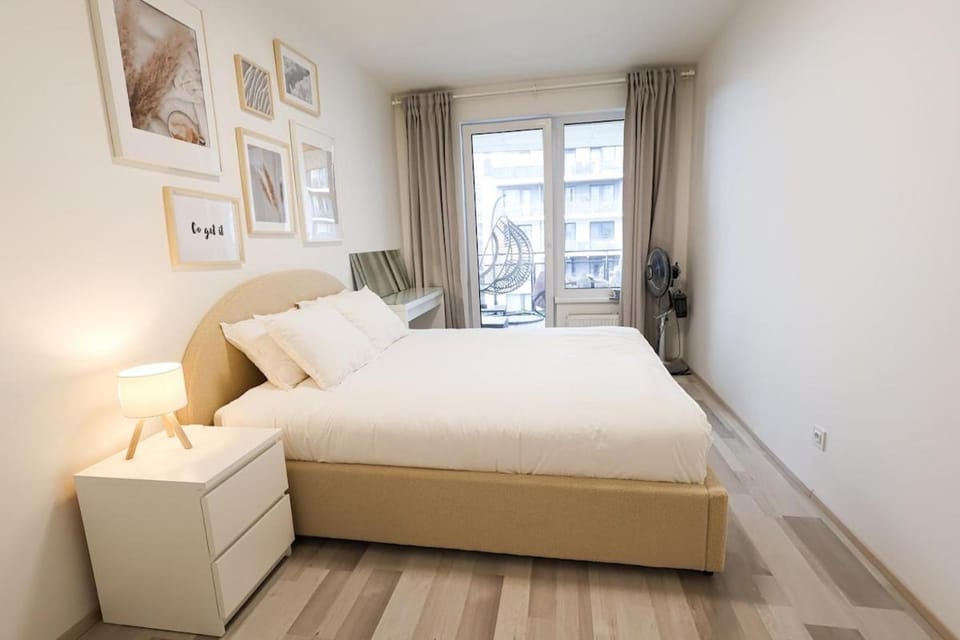 Leo Cozy Flat Big Balcony Prague Apartment in Prague