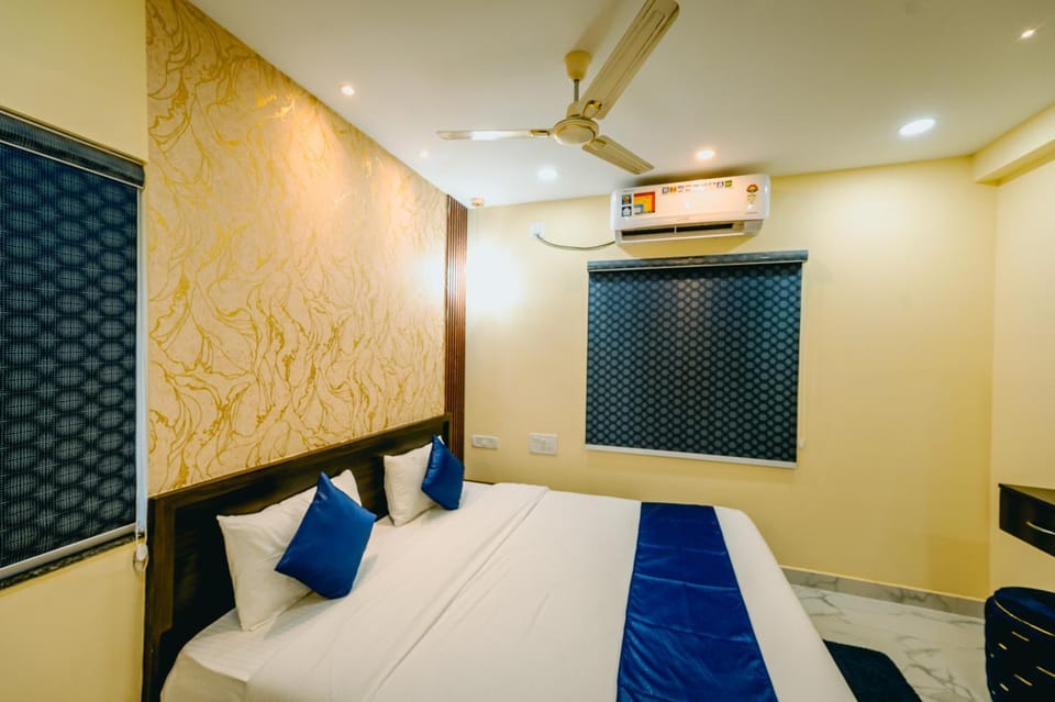 Bed, air conditioner