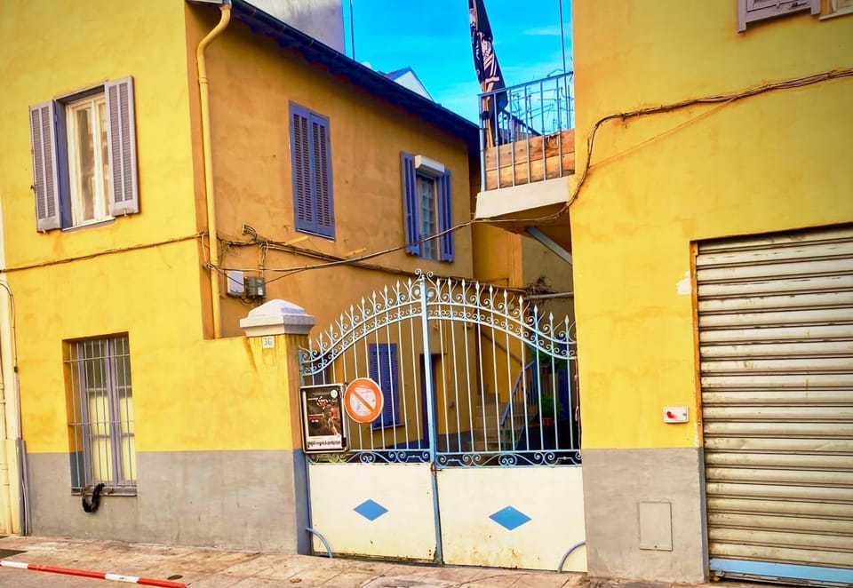 Property building, Inner courtyard view