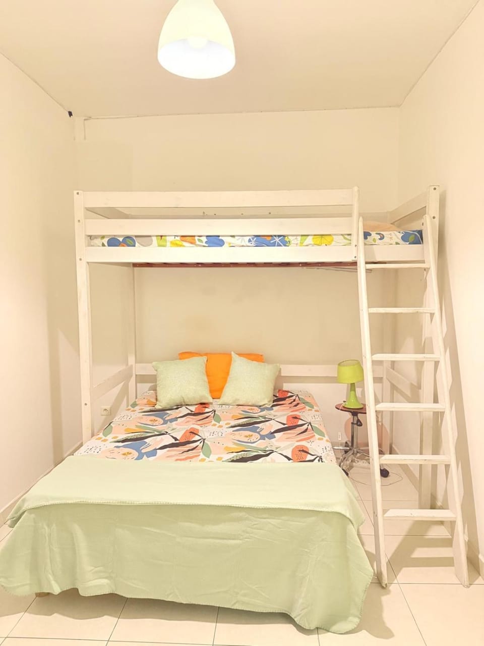 Bed, Bedroom, bunk bed
