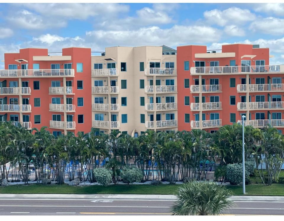 Shore Thing Apartment hotel in Treasure Island