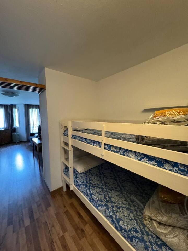 Canigou 28 by Confortsky Apartment in El Pas de la Casa