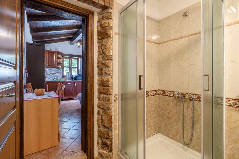 Apartments Mirjana Matohanci Bed and Breakfast in Istria County