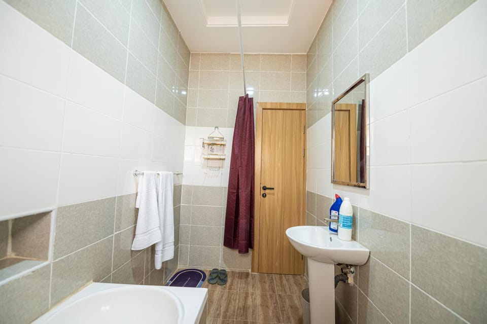 Flat 1 Modern 3BR En-suite Flat in Kaura Abuja Apartment in Abuja