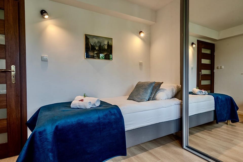 Bed, Photo of the whole room, Bedroom, towels, wardrobe