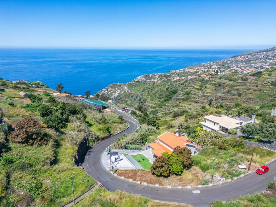 Ocean SkyLine House in Madeira District