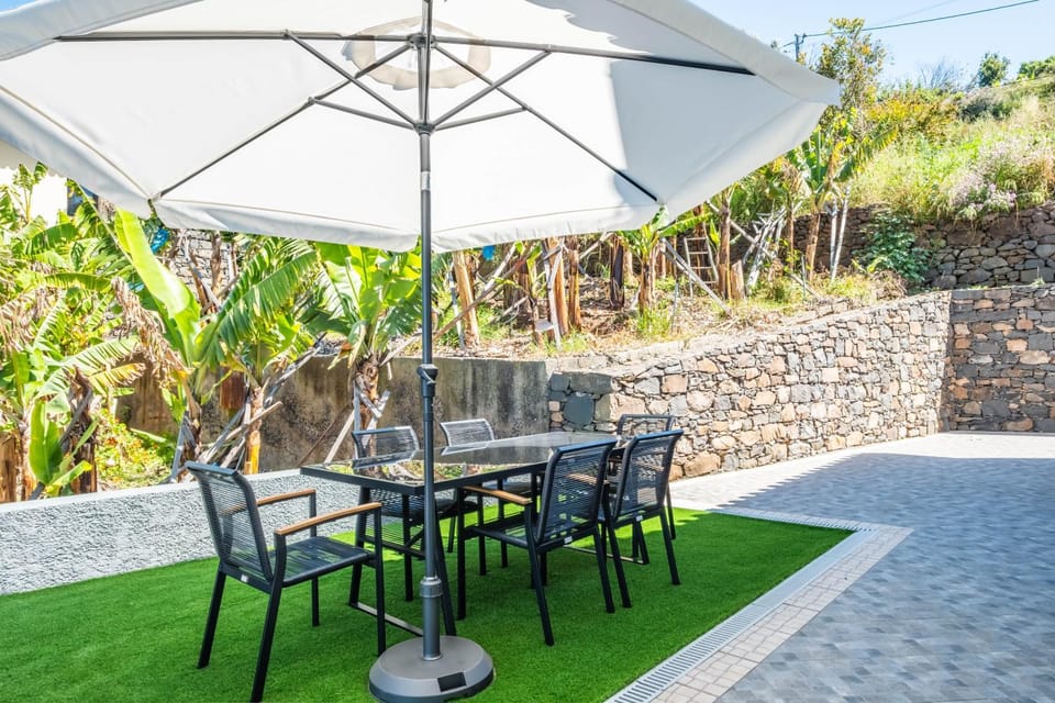 Ocean SkyLine House in Madeira District