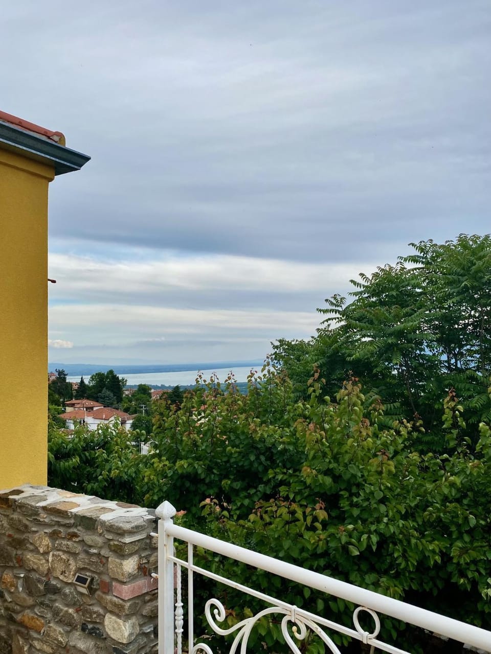 Natural landscape, View (from property/room), Balcony/Terrace, Balcony/Terrace, Garden view, Lake view