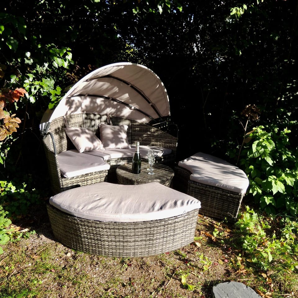 Garden, Garden