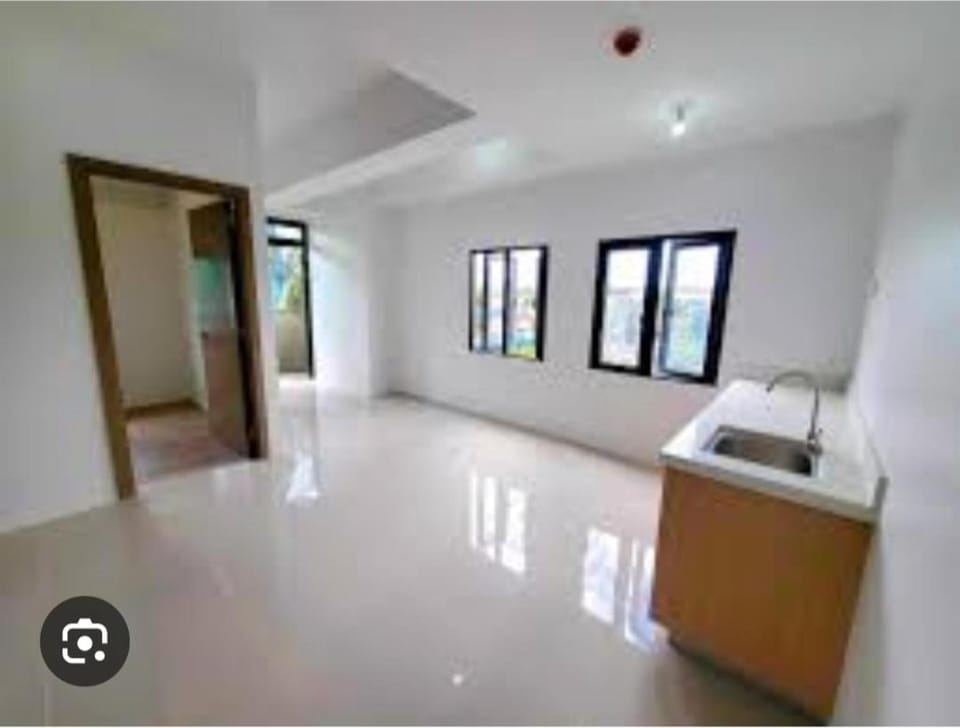 2 bedroom unit in Grand Mesa Apartment in Quezon City