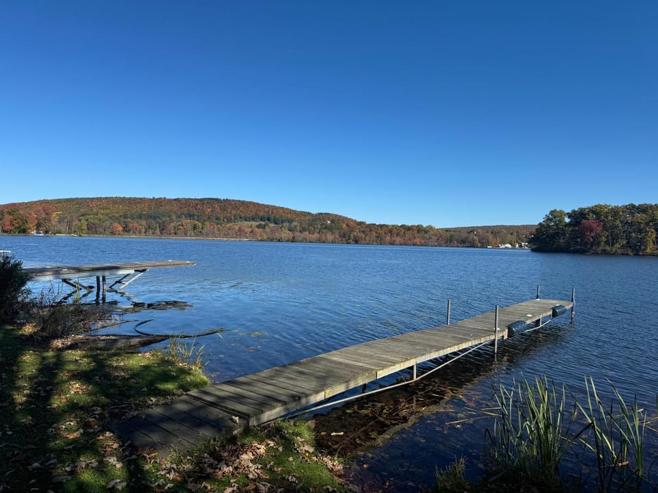 Lodge on Lamoka House in Keuka Lake
