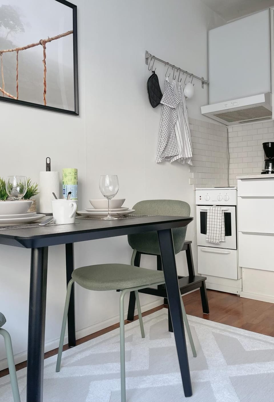 Kitchen or kitchenette, Dining area, kitchen