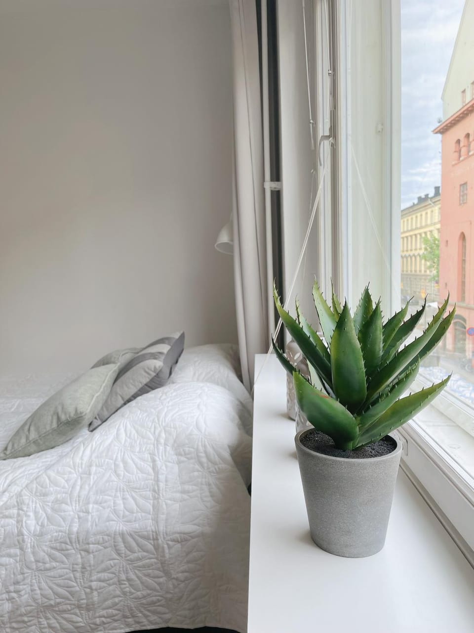 Bed, Bedroom, City view