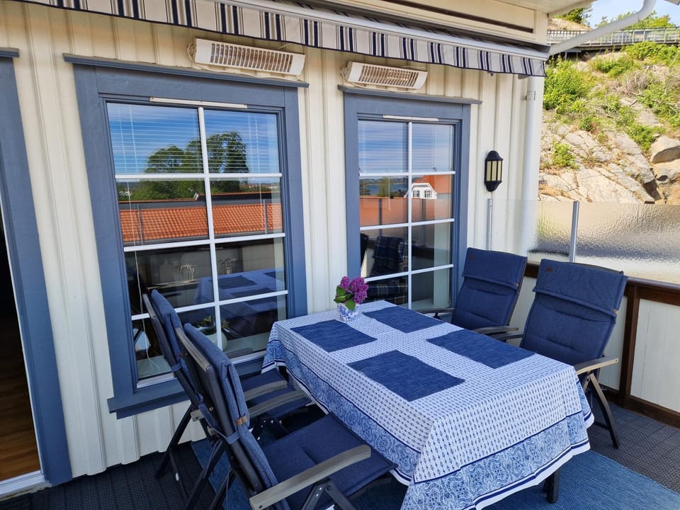 Balcony/Terrace, Dining area