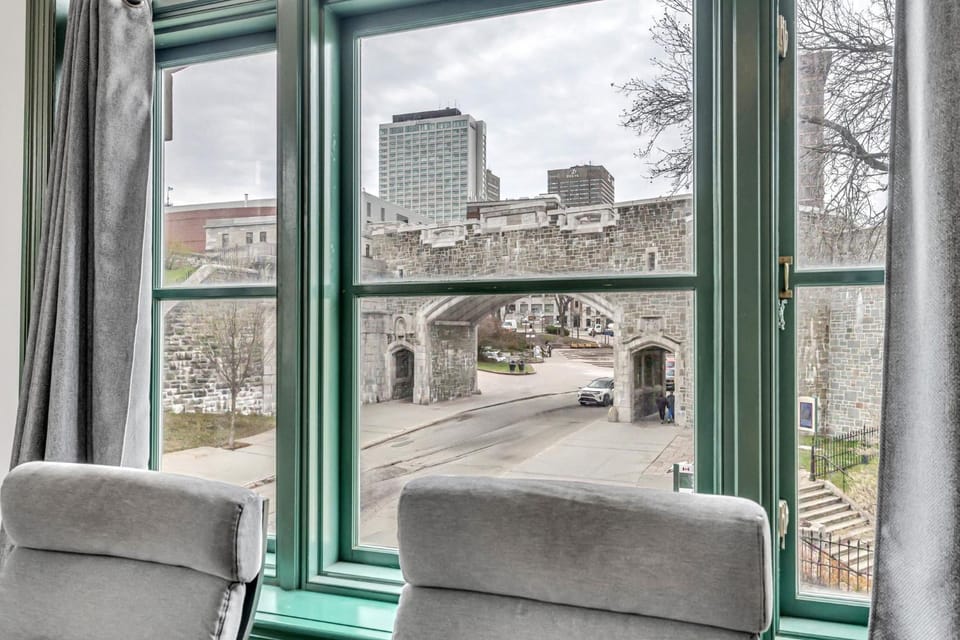 Living room, City view
