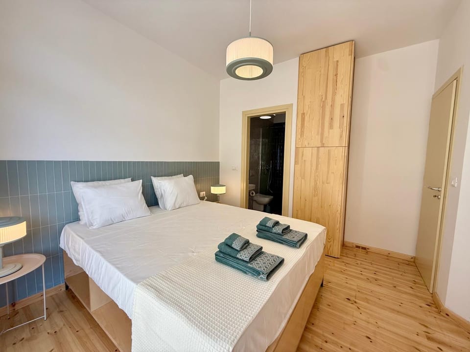 Bed, Photo of the whole room, Bedroom, towels, wardrobe