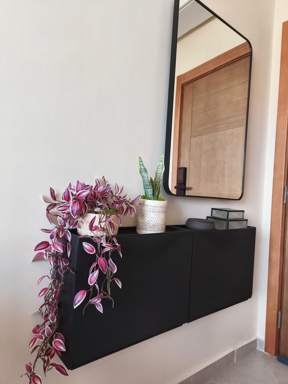 Lobby or reception, storage