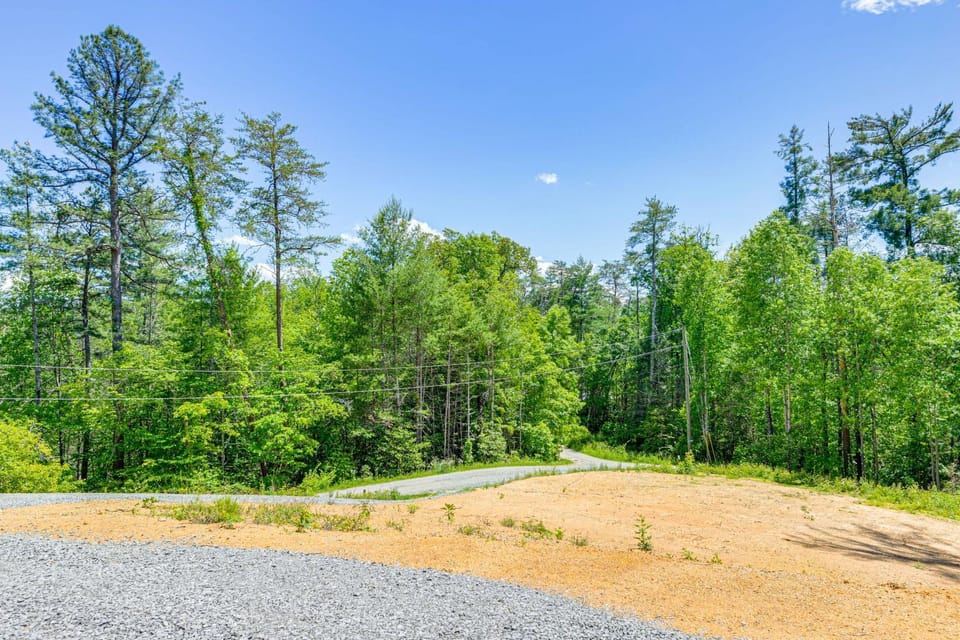 Private + Secluded: Open-Concept Sevierville Cabin Cabin in Sevier County