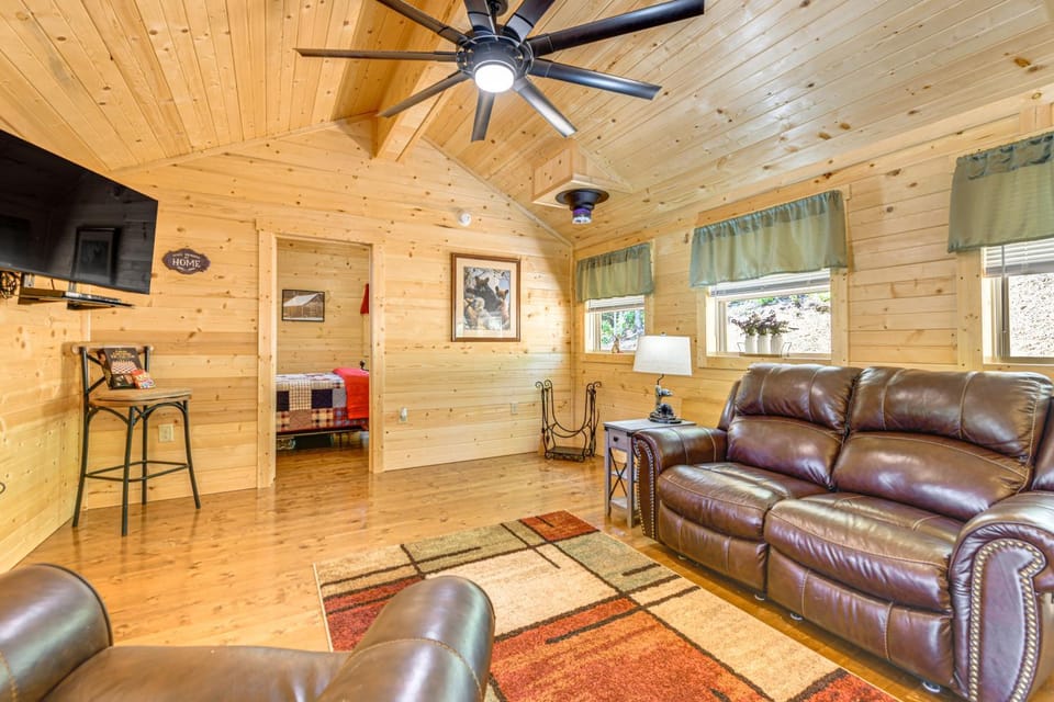 Private + Secluded: Open-Concept Sevierville Cabin Cabin in Sevier County