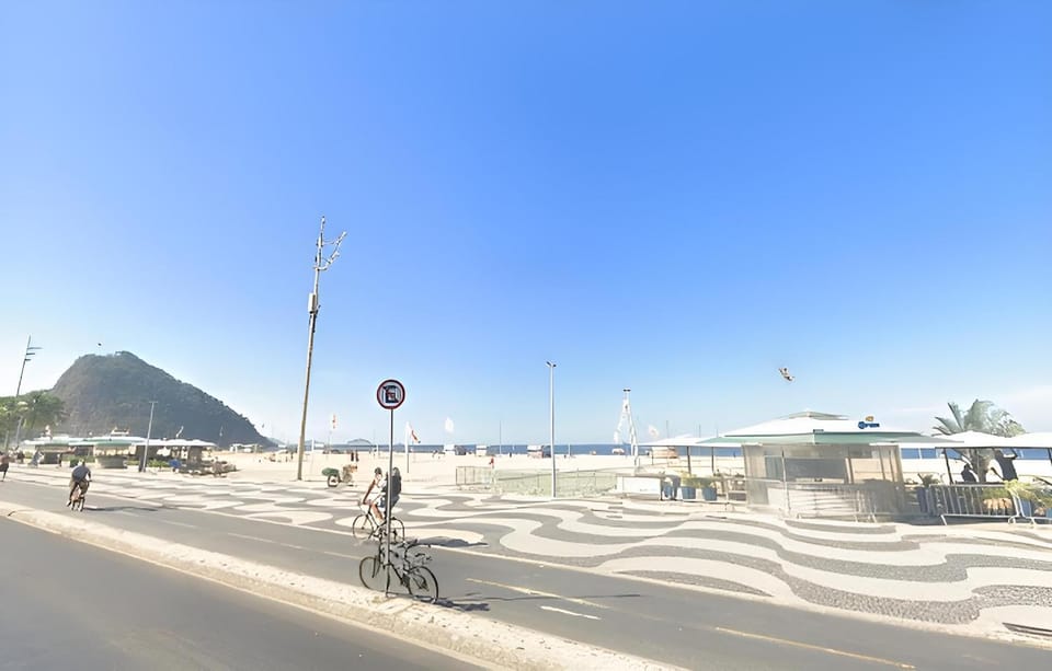 SUH Copacabana 108 Cozy Beach Apartment in Rio de Janeiro
