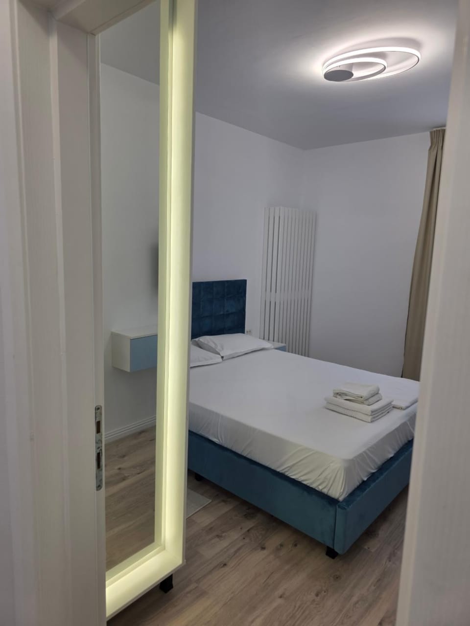 Bed, Photo of the whole room, Bedroom, towels, wardrobe