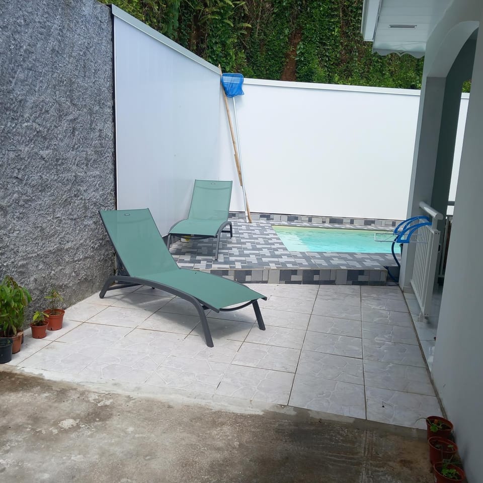 Chez loulou Apartment in La Trinité