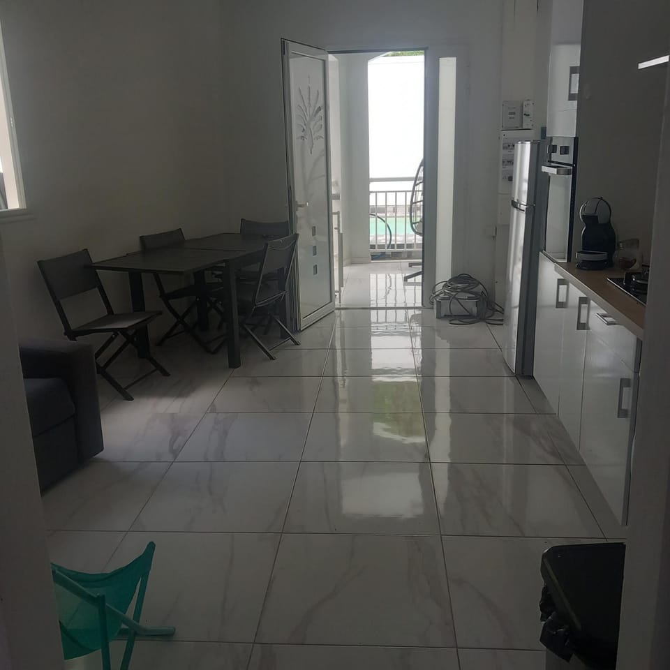 Chez loulou Apartment in La Trinité