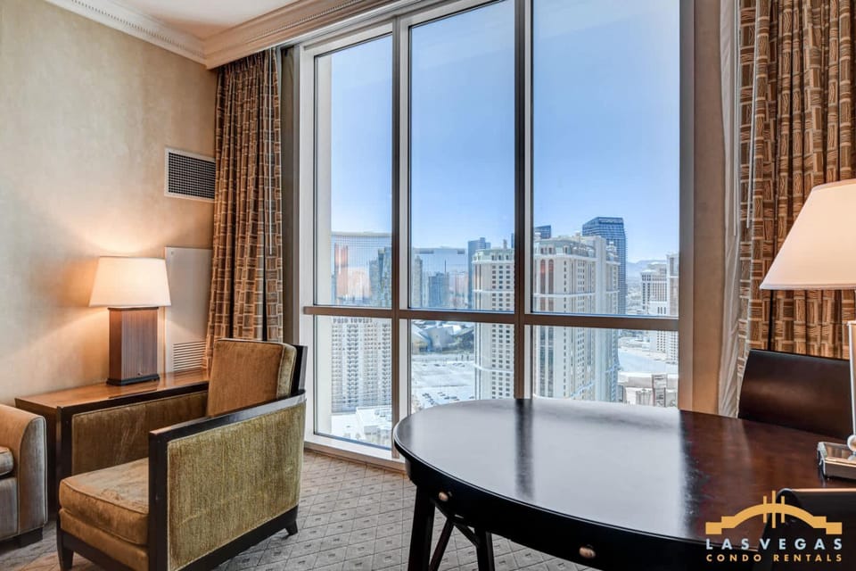 MGM Signature-30-619 Strip View Jacuzzi Studio House in Las Vegas Strip