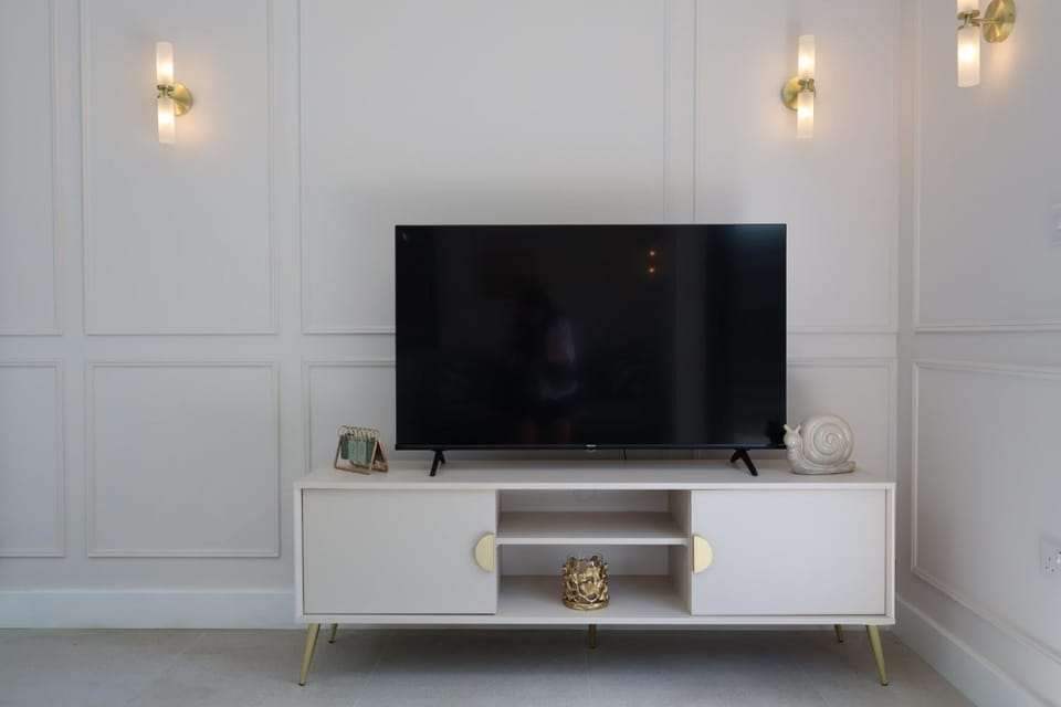 TV and multimedia, Entertainment