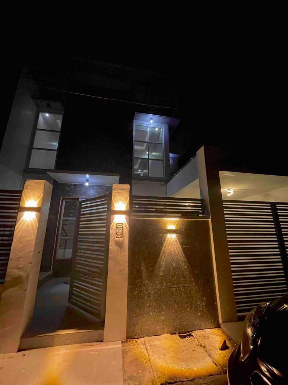 Modern Loft-Balcony-FullAC open space House in Calabarzon