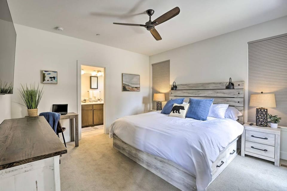 Rendezvous Retreat Apartment in Fraser