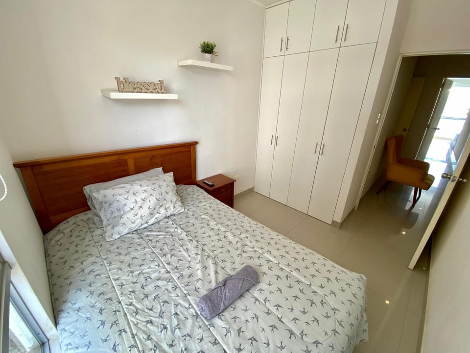 Bed, Photo of the whole room, Bedroom, wardrobe
