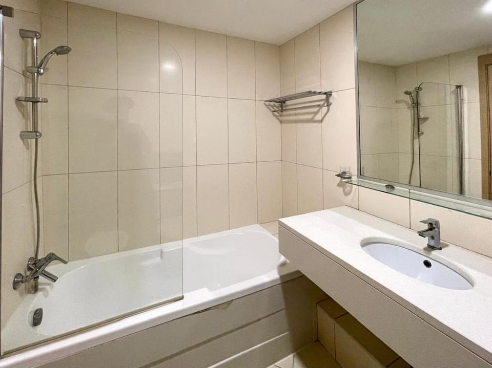 Shower, Bathroom, Bath