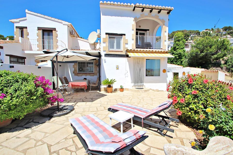 Beate - holiday bungalow with pool in Moraira Apartment in Marina Alta