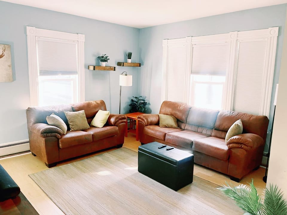 Cozy 1Br Apt Apartment in Bangor