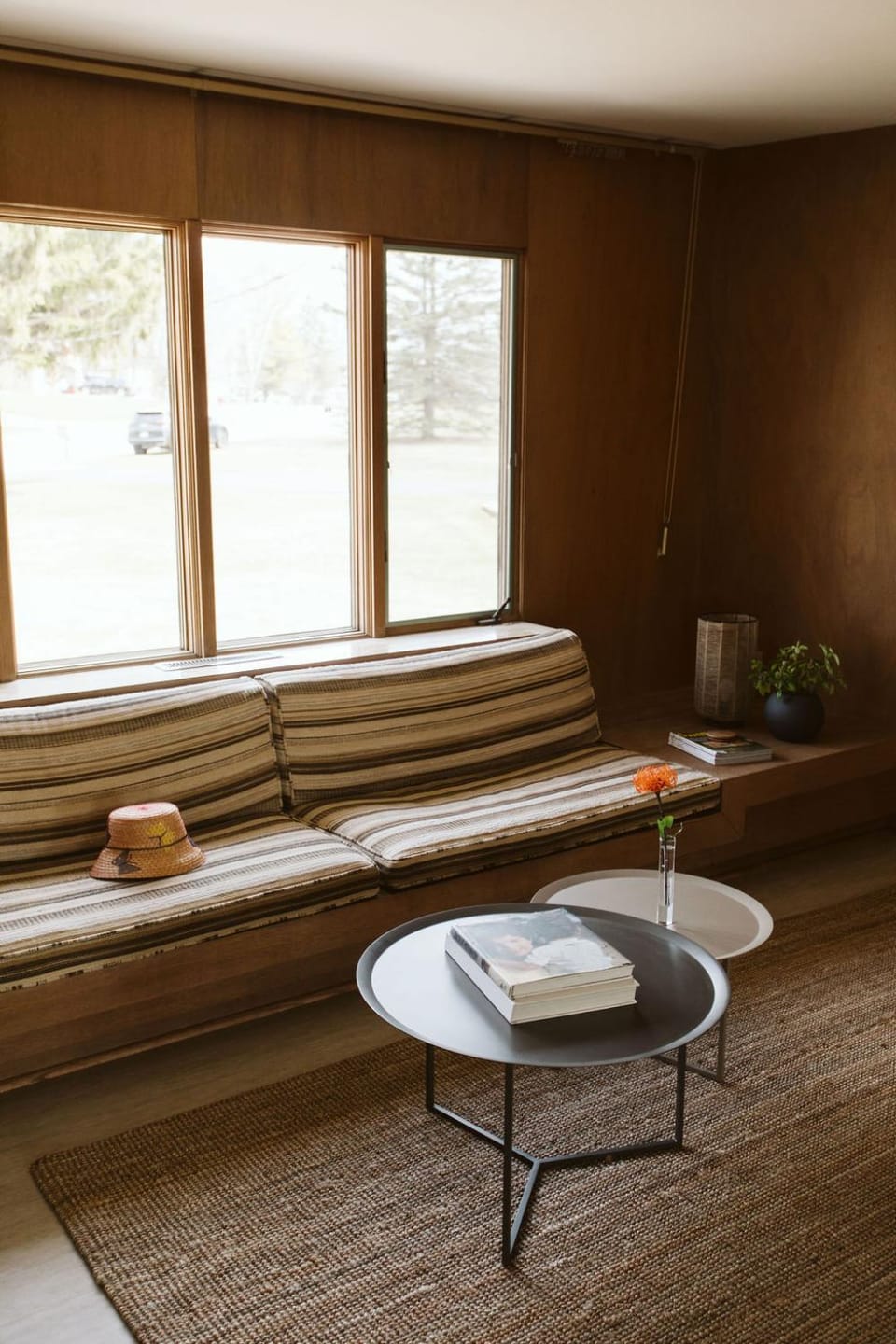 Communal lounge/ TV room, TV and multimedia, Living room, Seating area, fireplace, fireplace