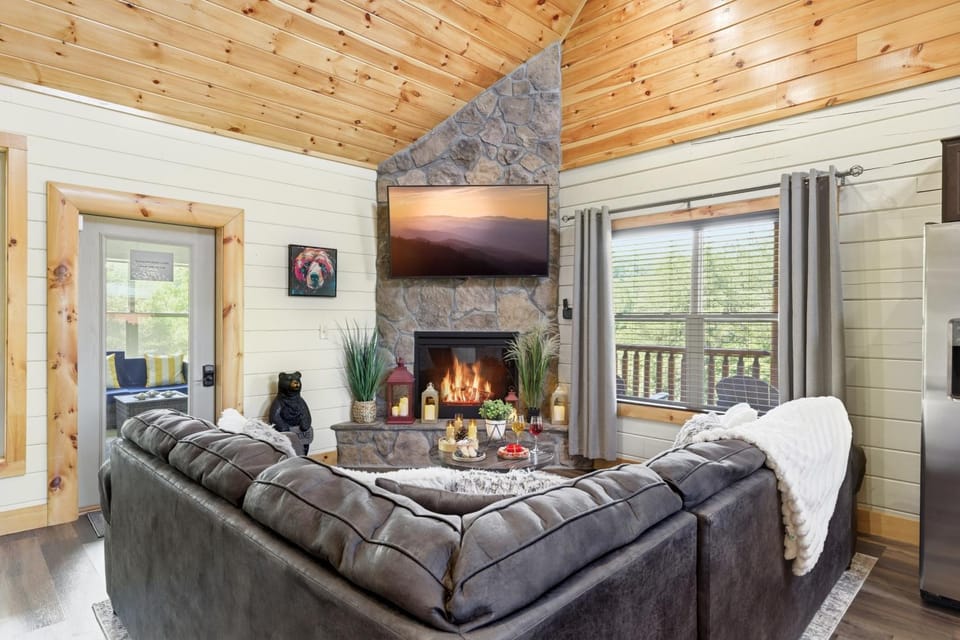 Living room, fireplace