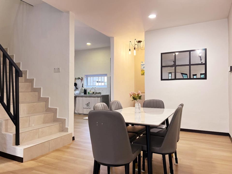 Modern Casual Style Haus 4Room`````Alma House in Penang