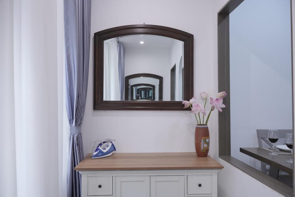 Fusion Apartment 2BR-Hoan Kiem Lake-Bright-Kitchen-Wash-Lift, Self checkin Apartment in Hanoi