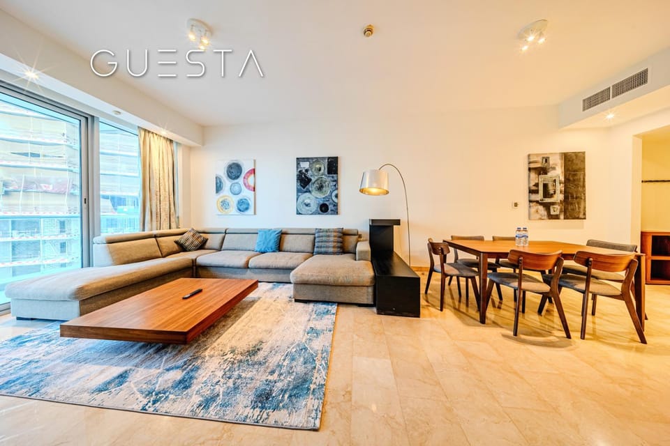 Living room, Seating area, Dining area, air conditioner