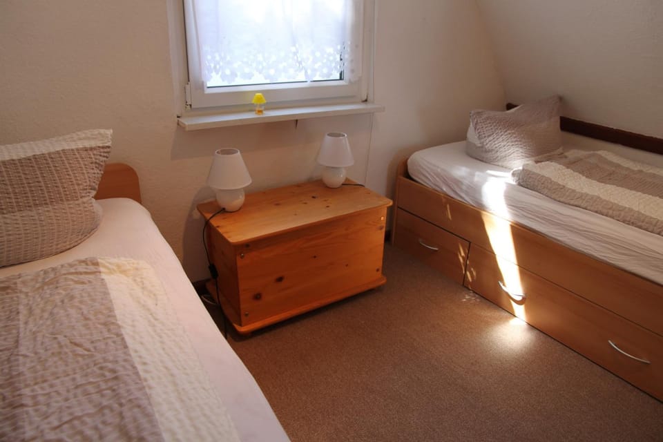 Living room, Bedroom