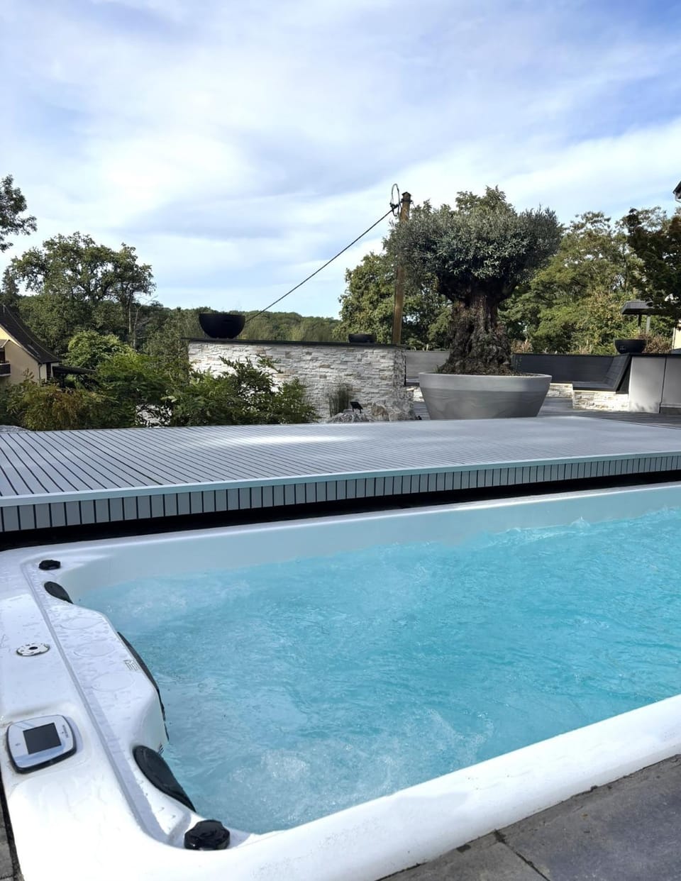 Hot Tub, Pool view, Swimming pool, Swimming pool