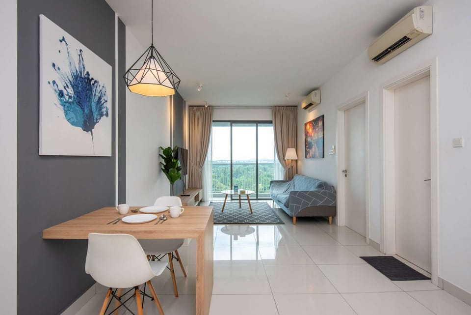 Cozy 1BR Home 6min to Legoland Free Parking Apartment in Johor