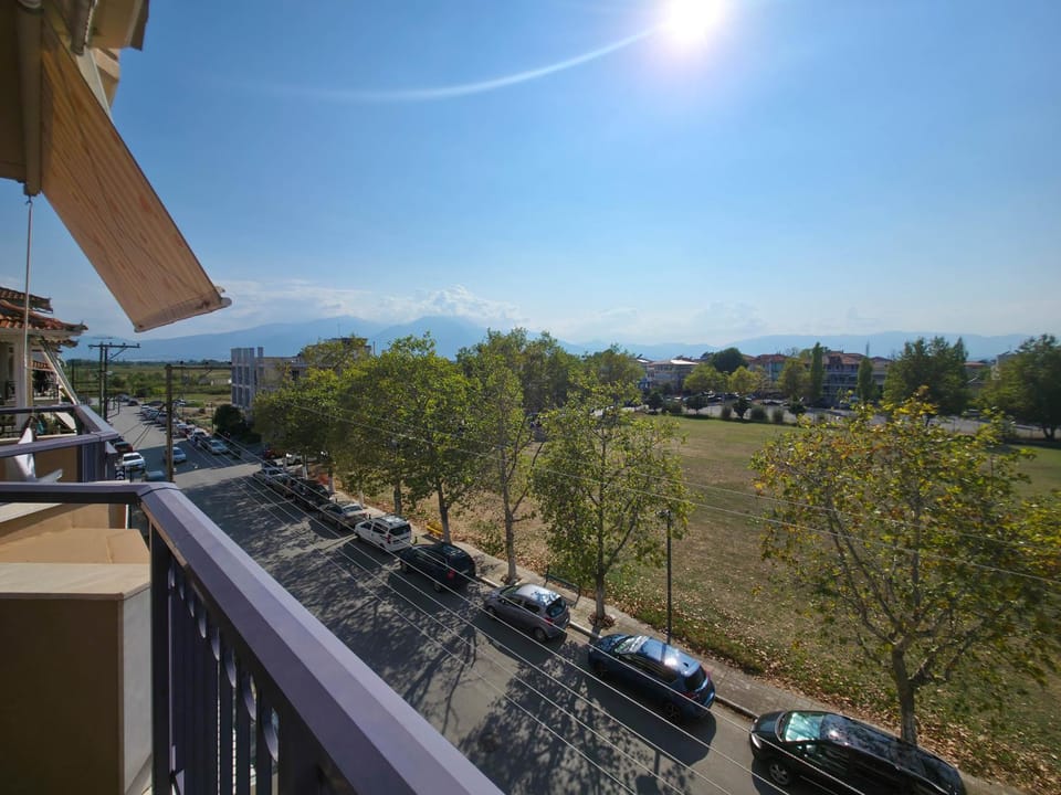 Day, Natural landscape, View (from property/room), Balcony/Terrace, Mountain view, Parking