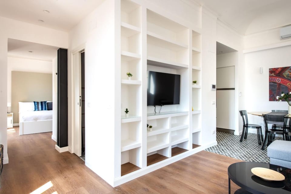 Communal lounge/ TV room, Living room