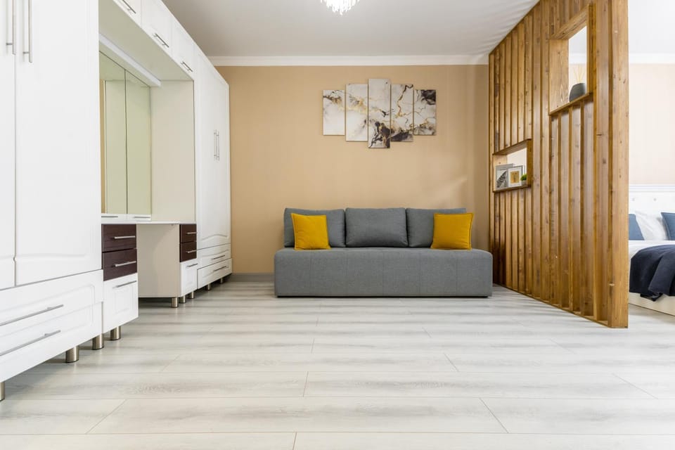 Photo of the whole room, Seating area, wardrobe