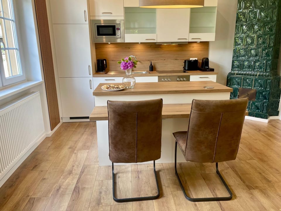 Kitchen or kitchenette, stove