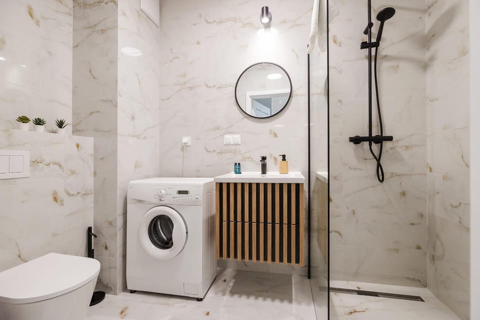 Shower, Toilet, Bathroom, washing machine